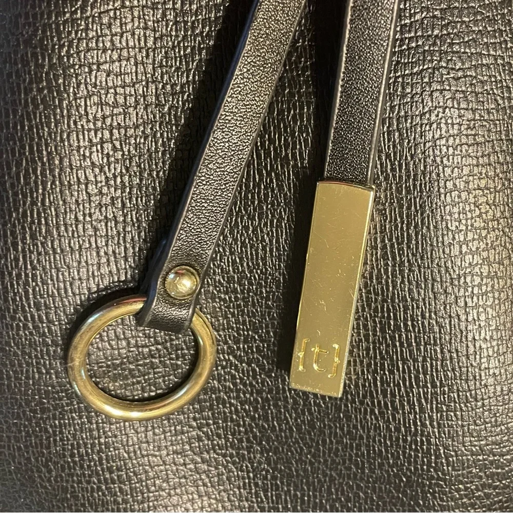 Tutilo ladies laptop tote bag | faux leather | handle & strap | padded section